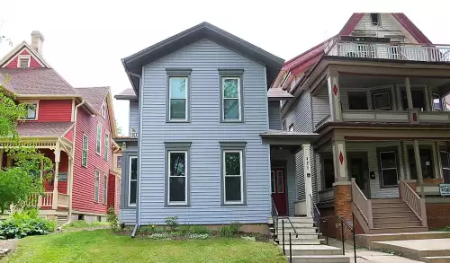 2020-09/MADISON-Apartment-Building-717519.webp
