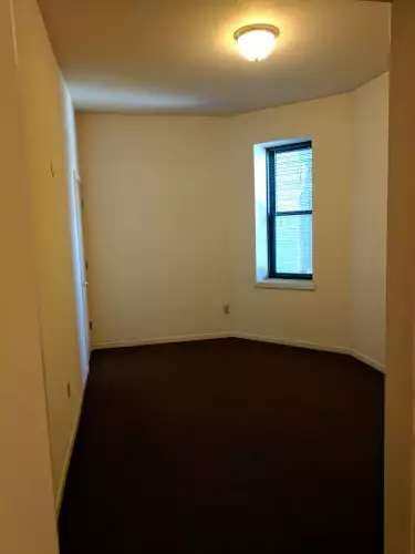 S Bed The Montecristo (1722 W. Wells) 22