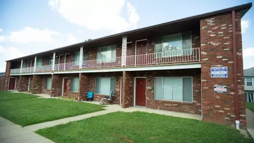 2020-10/IU-Apartment-Building-721705.webp