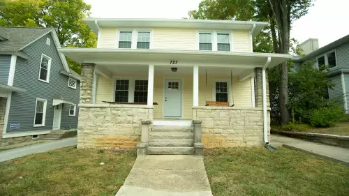 2020-10/IU-Apartment-Building-722069.webp