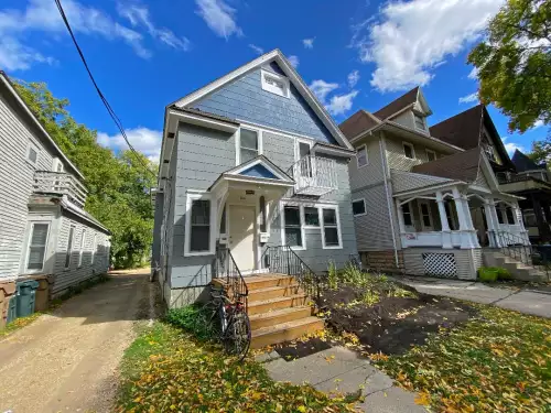 2020-10/MADISON-Apartment-Building-722616.webp