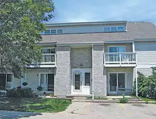 2020-10/MADISON-Apartment-Building-725831.webp