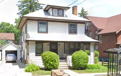2020-10/MADISON-Apartment-Building-729361.webp