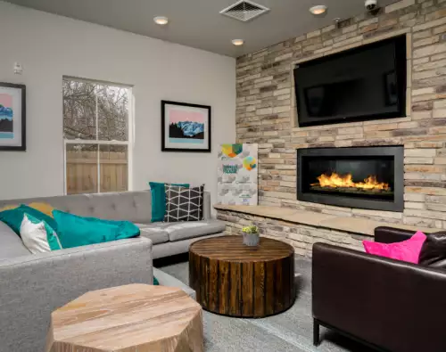 2020-10/MICHIGAN-STATE-UNIVERSITY-Apartment-Building-734702.webp