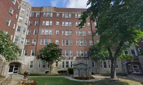 TENNESSEE-STATE-Apartment-Building-741477.webp