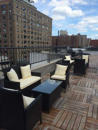 Studio 850WEST 23