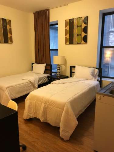 Studio 850WEST 12