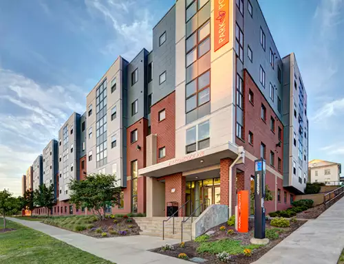 2021-06/SYRACUSE-Apartment-Building-1365644.webp