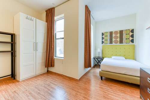 Studio 850WEST 20