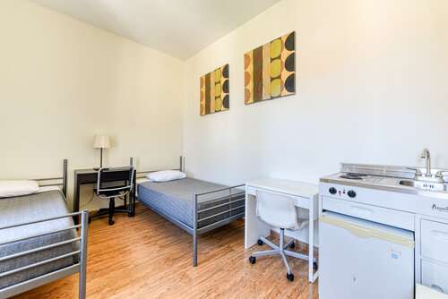 Studio 850WEST 18