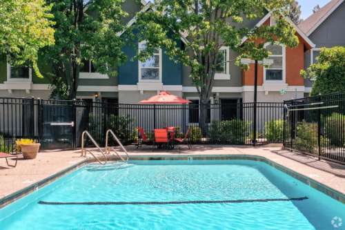 S Bed Oakshade Commons- Davis 18
