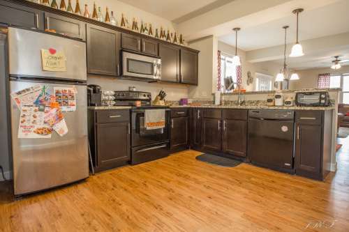 S Bed Log Hill Off College 9