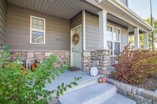 S Bed Log Hill Off College 31