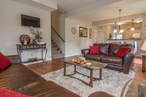 S Bed Log Hill Off College 5