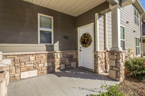 S Bed Log Hill Off College 33