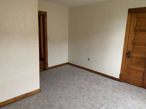 S Bed 222 Niagara St 7