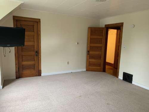 S Bed 222 Niagara St 8