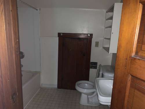 S Bed 222 Niagara St 9