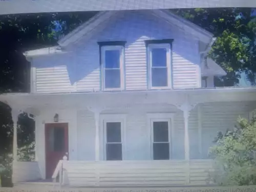 BROCKPORT-Apartment-Building-10283945.webp
