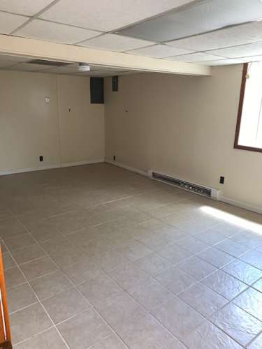 S Bed 333 Niagara St 12