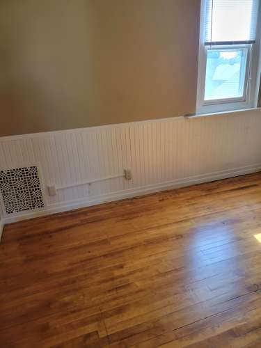 S Bed 827 Cherry St, Oshkosh, WI 54901 3