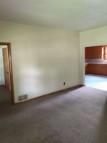 S Bed 333 Niagara St 2