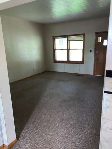 S Bed 333 Niagara St 8