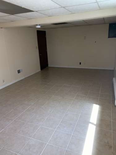 S Bed 333 Niagara St 13