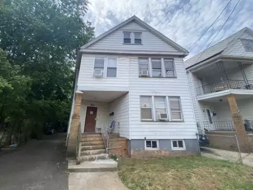 2022-10/RUTGERS-Apartment-Building-11399270.webp