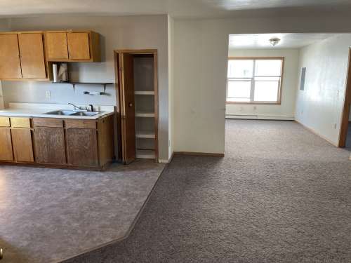 S Bed 819 / 819A John Ave 13
