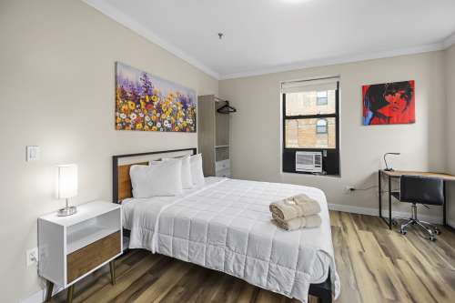 S Bed Studios 99 56