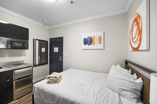 S Bed Studios 99 51