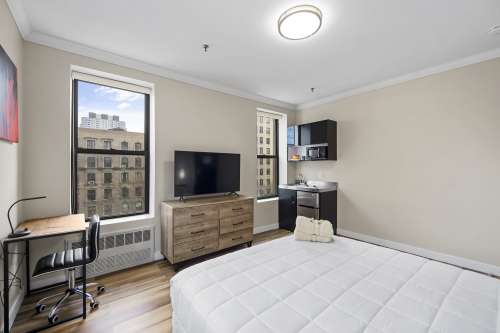 S Bed Studios 99 55
