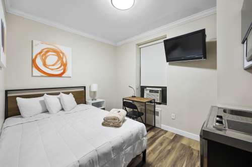 S Bed Studios 99 52
