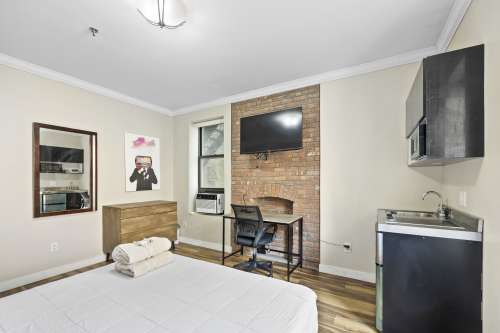 S Bed Studios 99 59