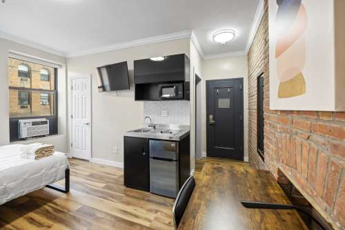 S Bed Studios 99 20