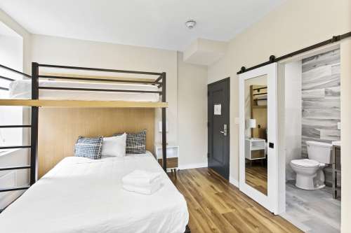 S Bed Studios 99 69