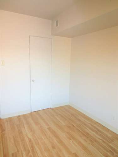 S Bed 5710 Phillips Ave 92