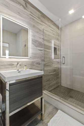 S Bed Studios 99 70