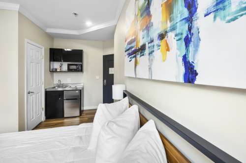 S Bed Studios 99 16