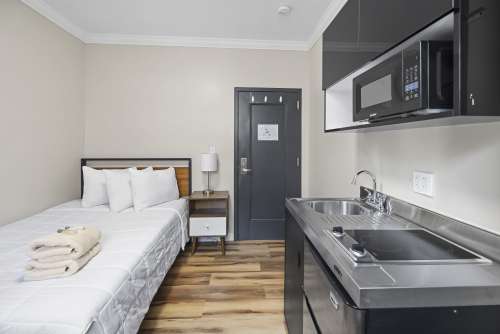 S Bed Studios 99 53