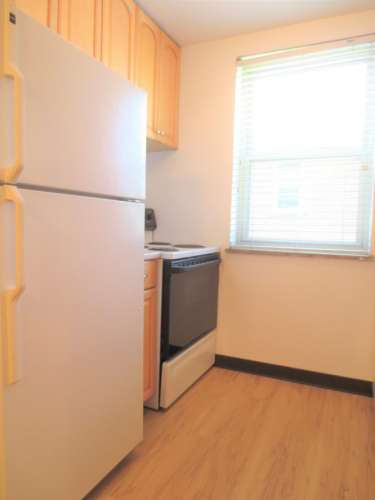 S Bed 5710 Phillips Ave 69