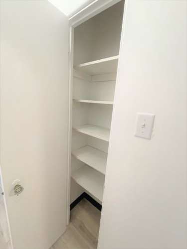 S Bed 5710 Phillips Ave 35