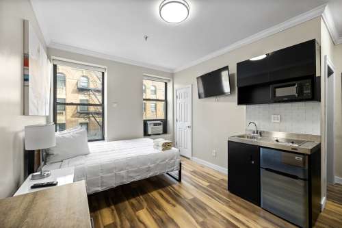 S Bed Studios 99 23