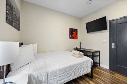 S Bed Studios 99 34