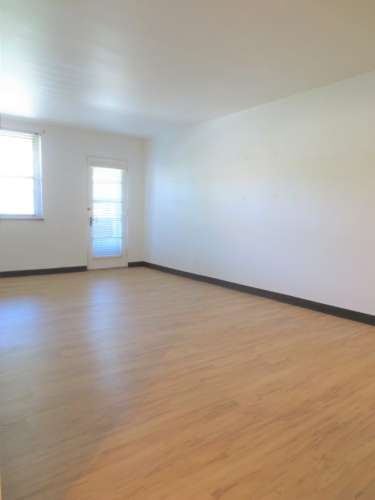 S Bed 5710 Phillips Ave 71