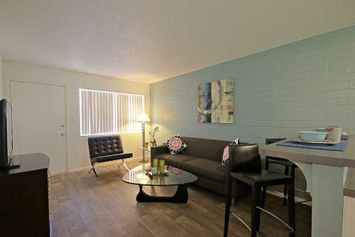 S Bed University Pointe Apartments 14