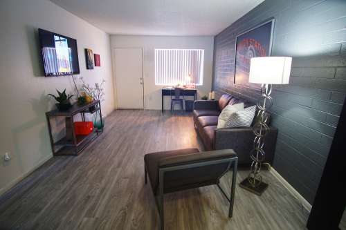 S Bed University Pointe Apartments 29