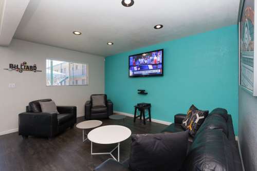 S Bed University Pointe Apartments 7