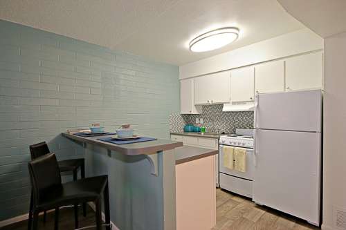 S Bed University Pointe Apartments 16